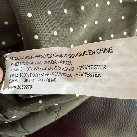 Altar'd State Puffer Puff Jacket Vest Hooded Army Green Size S - Picture 7 of 12